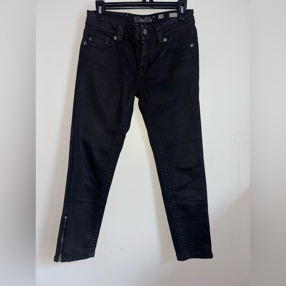 Miss Me Mid Rise Skinny Crop Black Denim Jeans Size 28